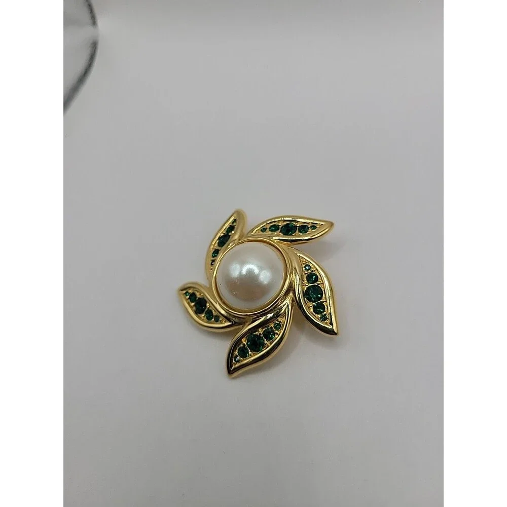 Monet Gold Tone Faux Pearl Green Rhinestone Swirl‎ Brooch Floral Pin Vintage